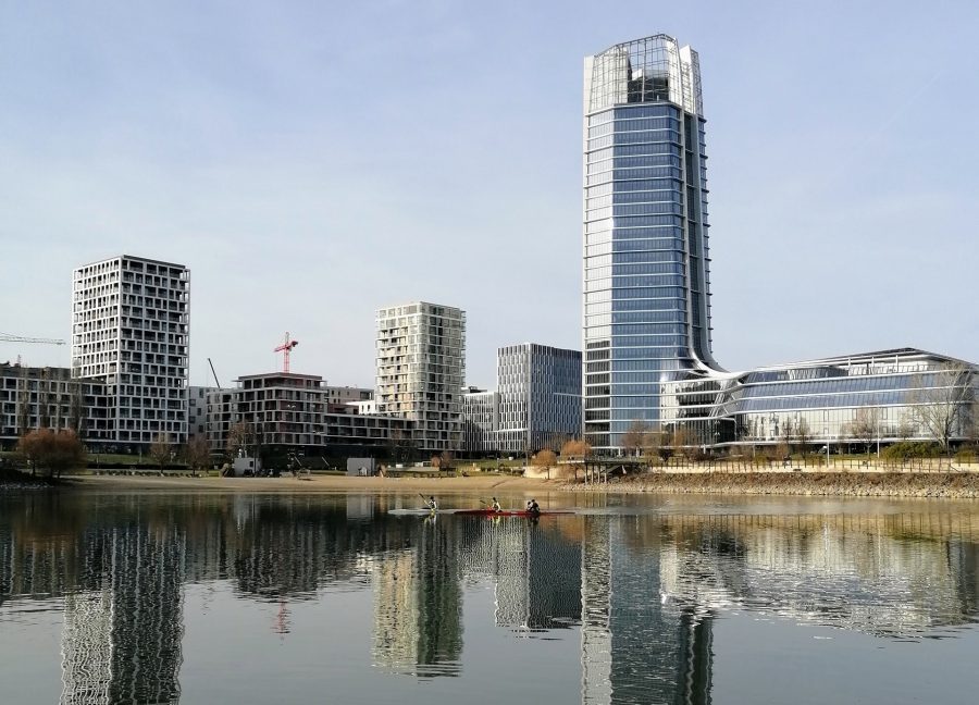 Guiding Architects, tour: Colours, Underground and a Tower (Fig. 1)