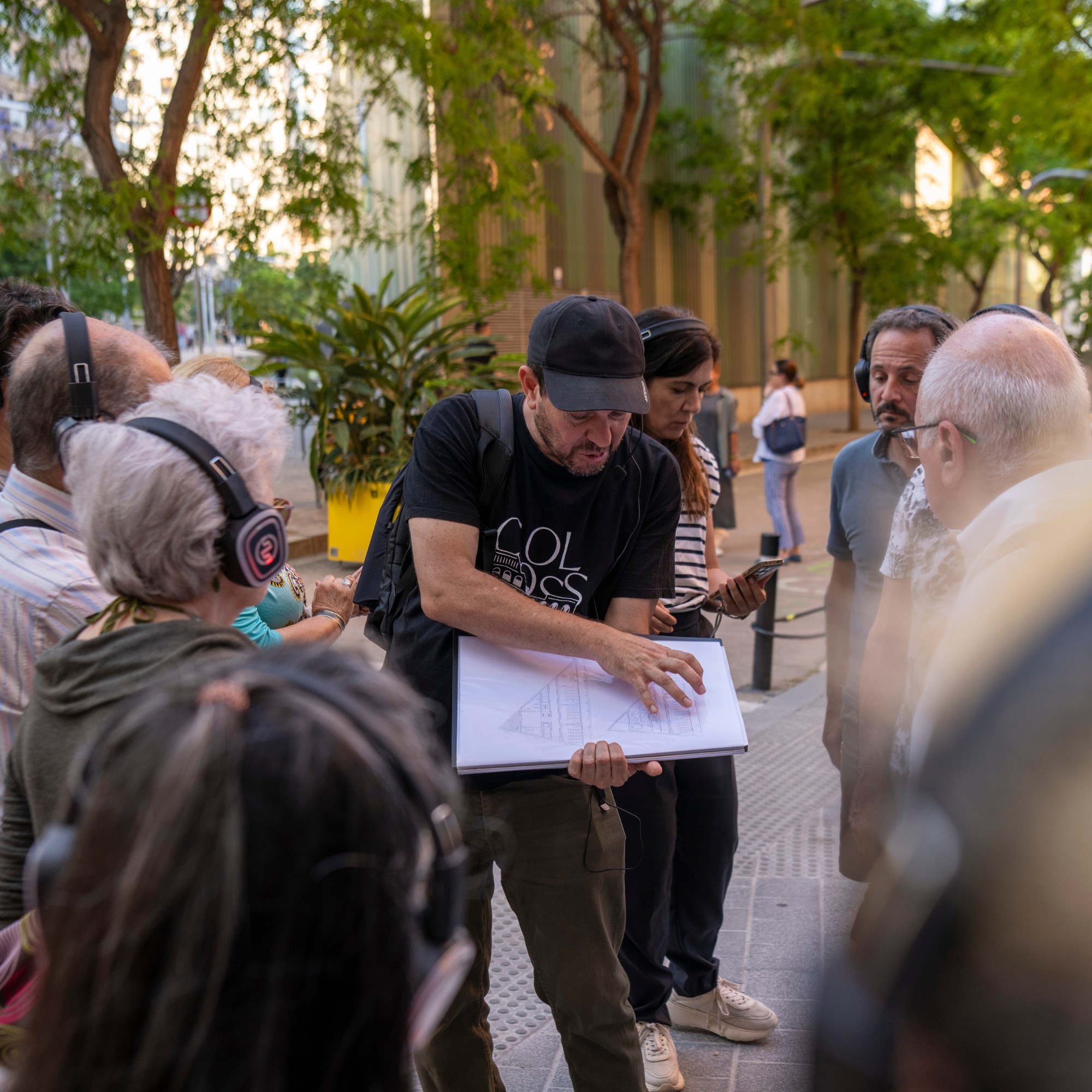 Guiding Architects, tour: Eixample (Fig. 2)