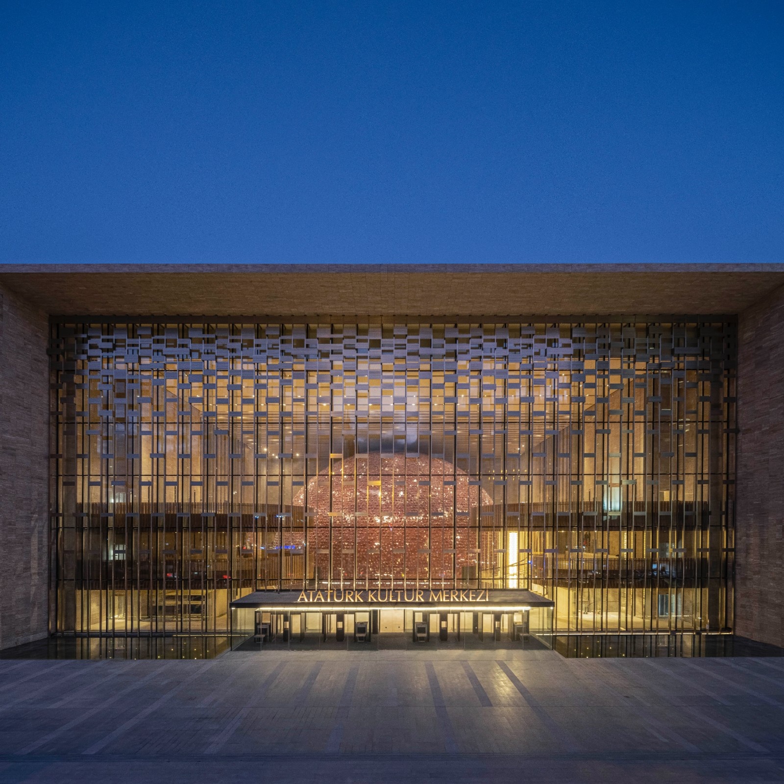 Guiding Architects, tour: From Empire to Modernity: Tracing Istanbul’s Cultural Pulse (Fig. 1)