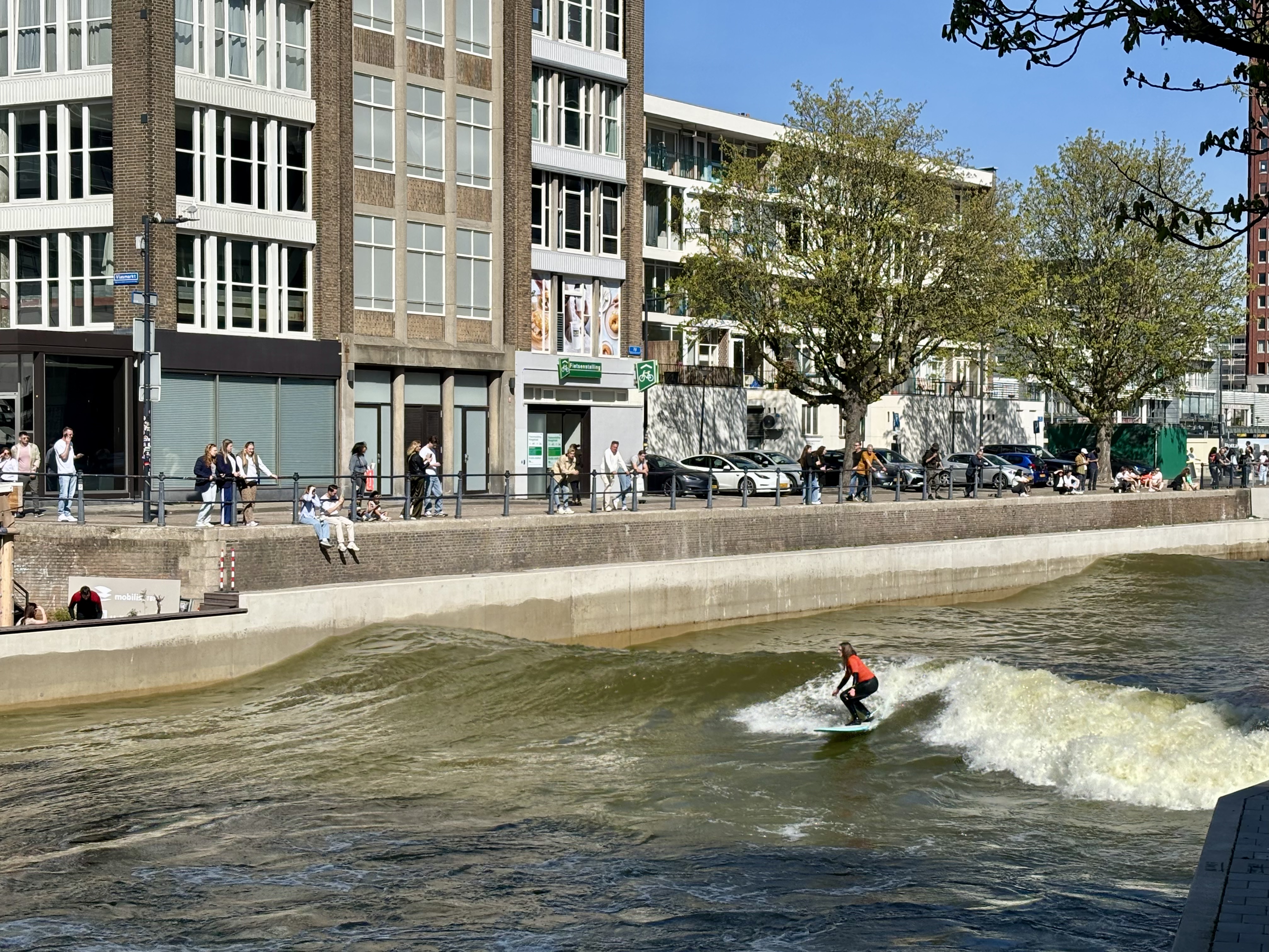 Guiding Architects, tour: Green Public Spaces (Fig. 4)