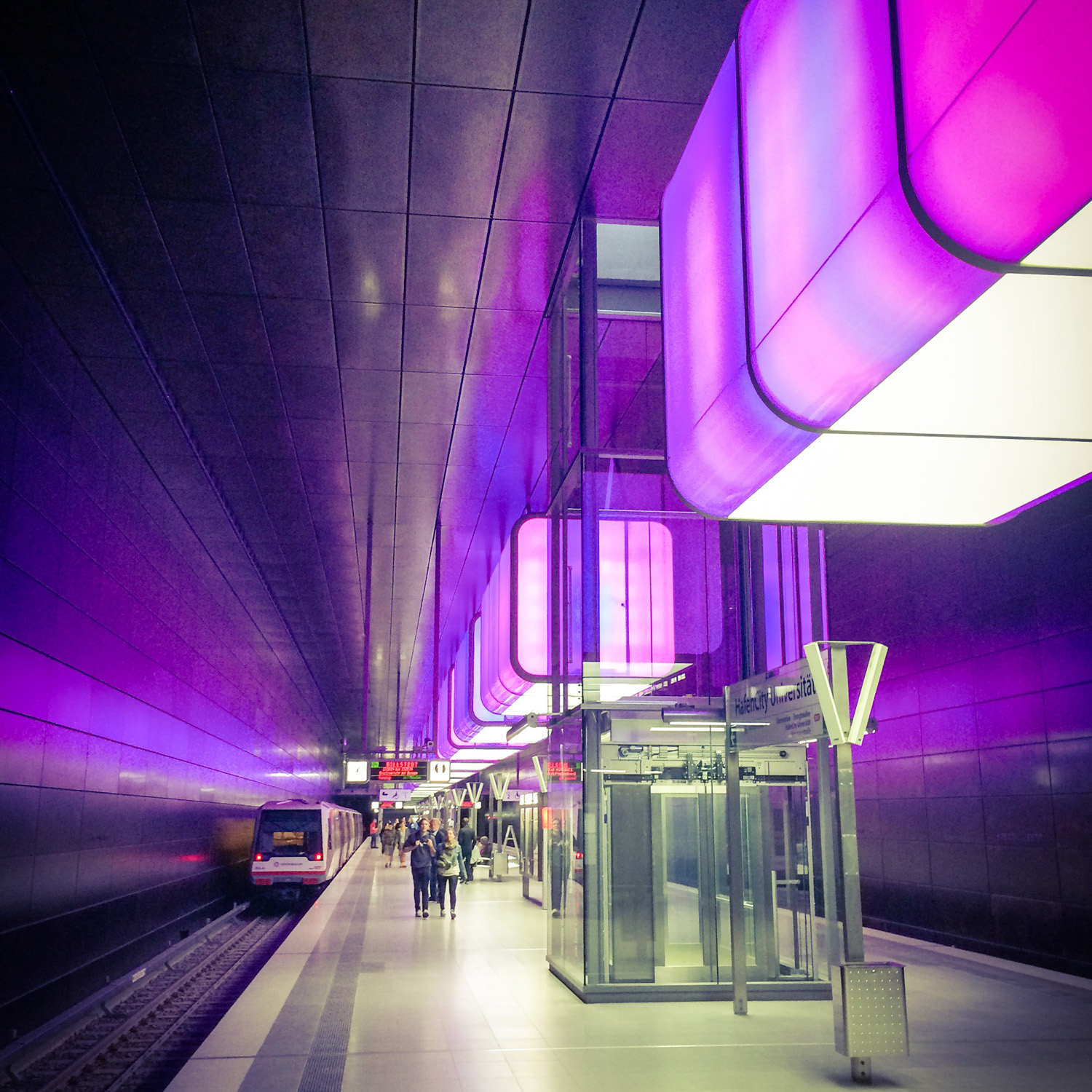 Guiding Architects, tour: HafenCity West (Fig. 5)