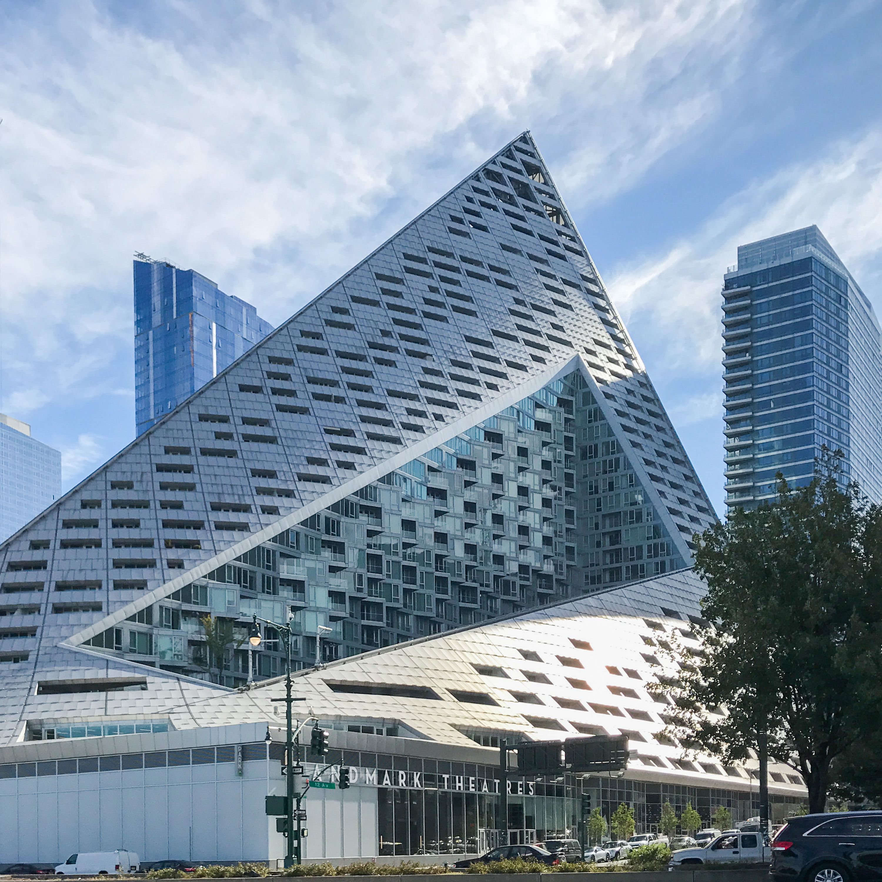 Guiding Architects, tour: Midtown - Next Generation Skyscrapers and Landmarked Icons (Fig. 4)
