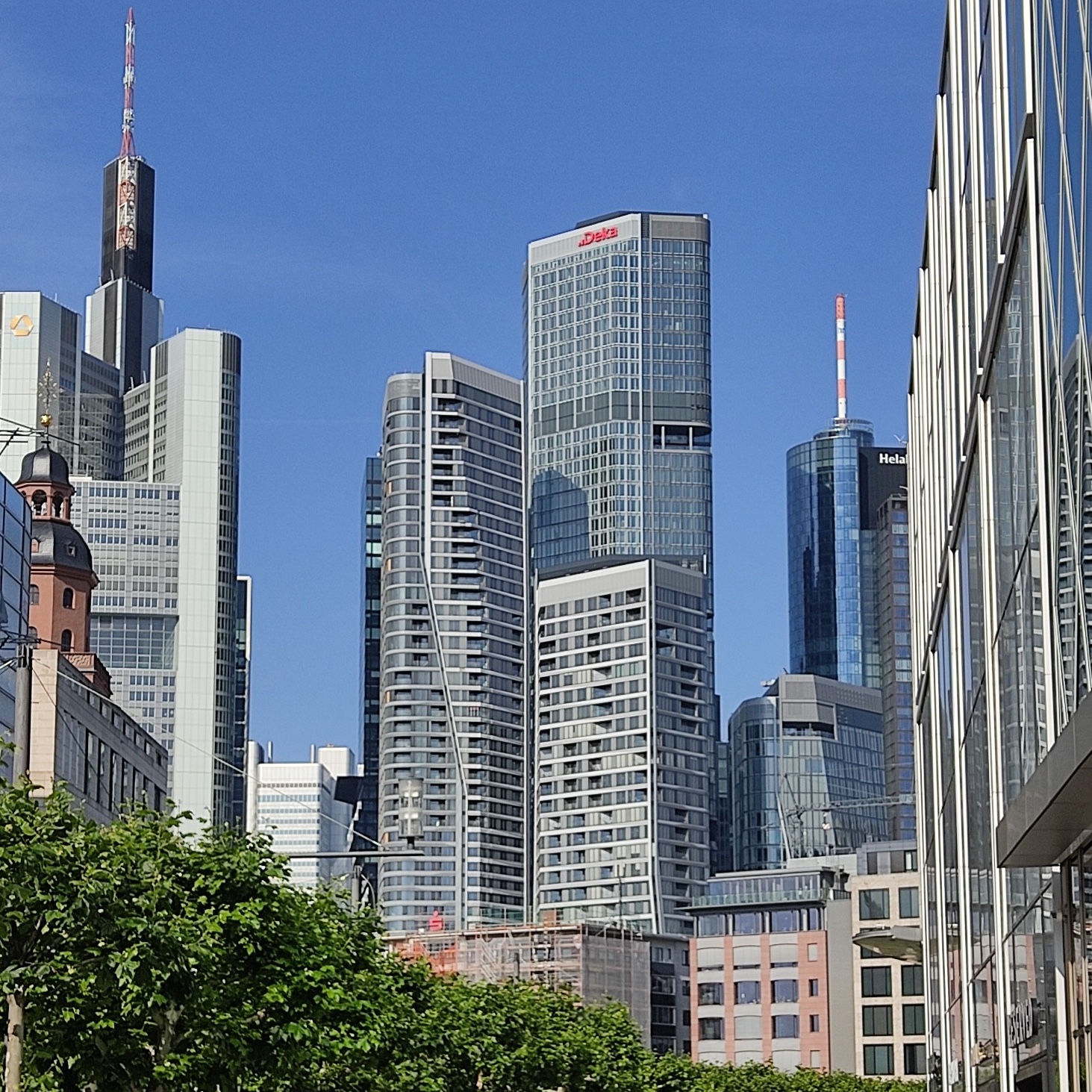 Guiding Architects, tour: Money and Art, Banks and Museums (Fig. 2)