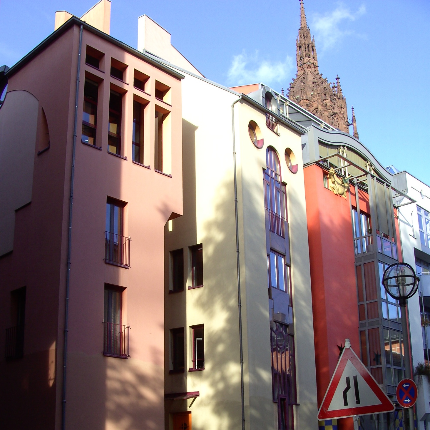 Guiding Architects, tour: Old and 