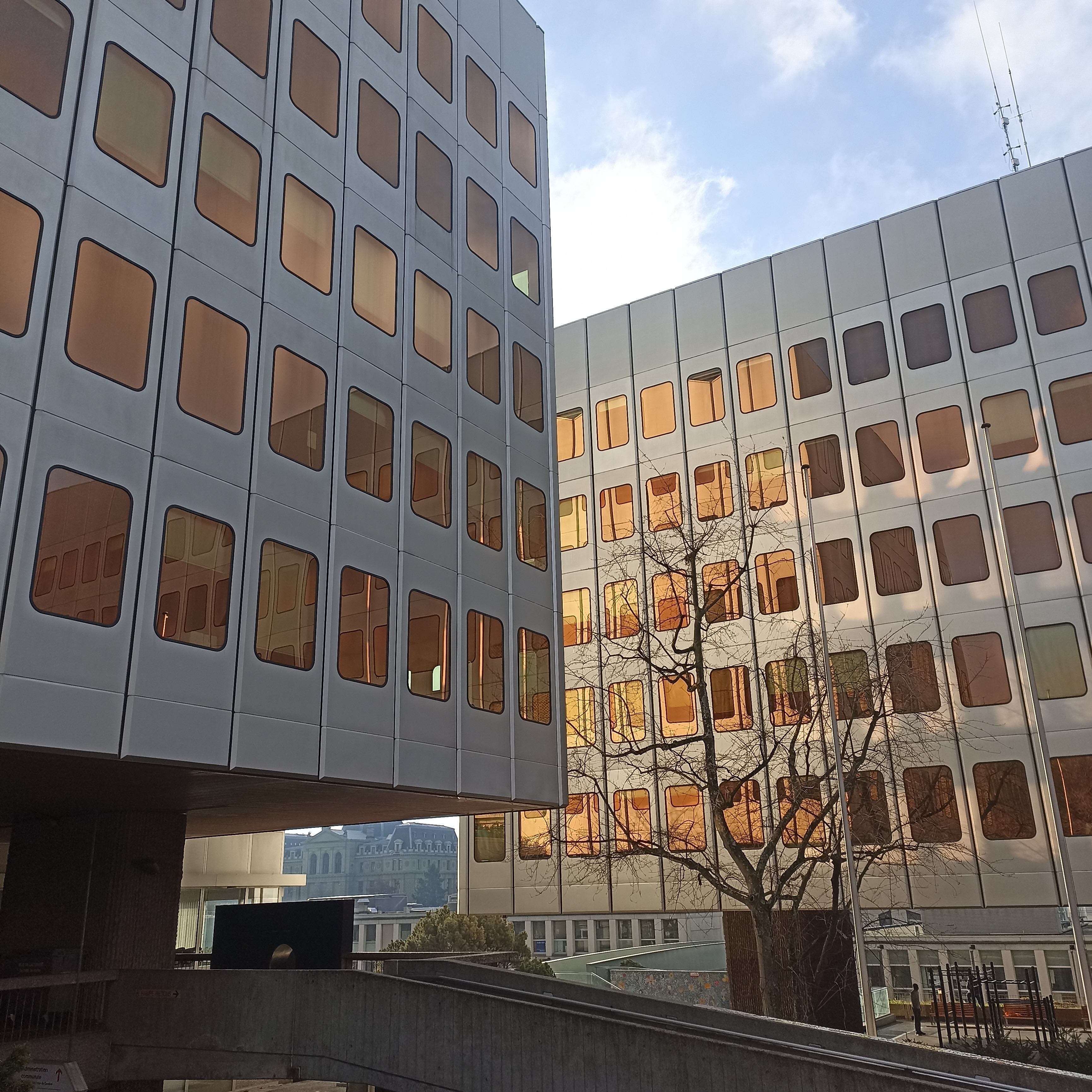 Guiding Architects, tour: Plateforme 10 and City Centre (Fig. 6)