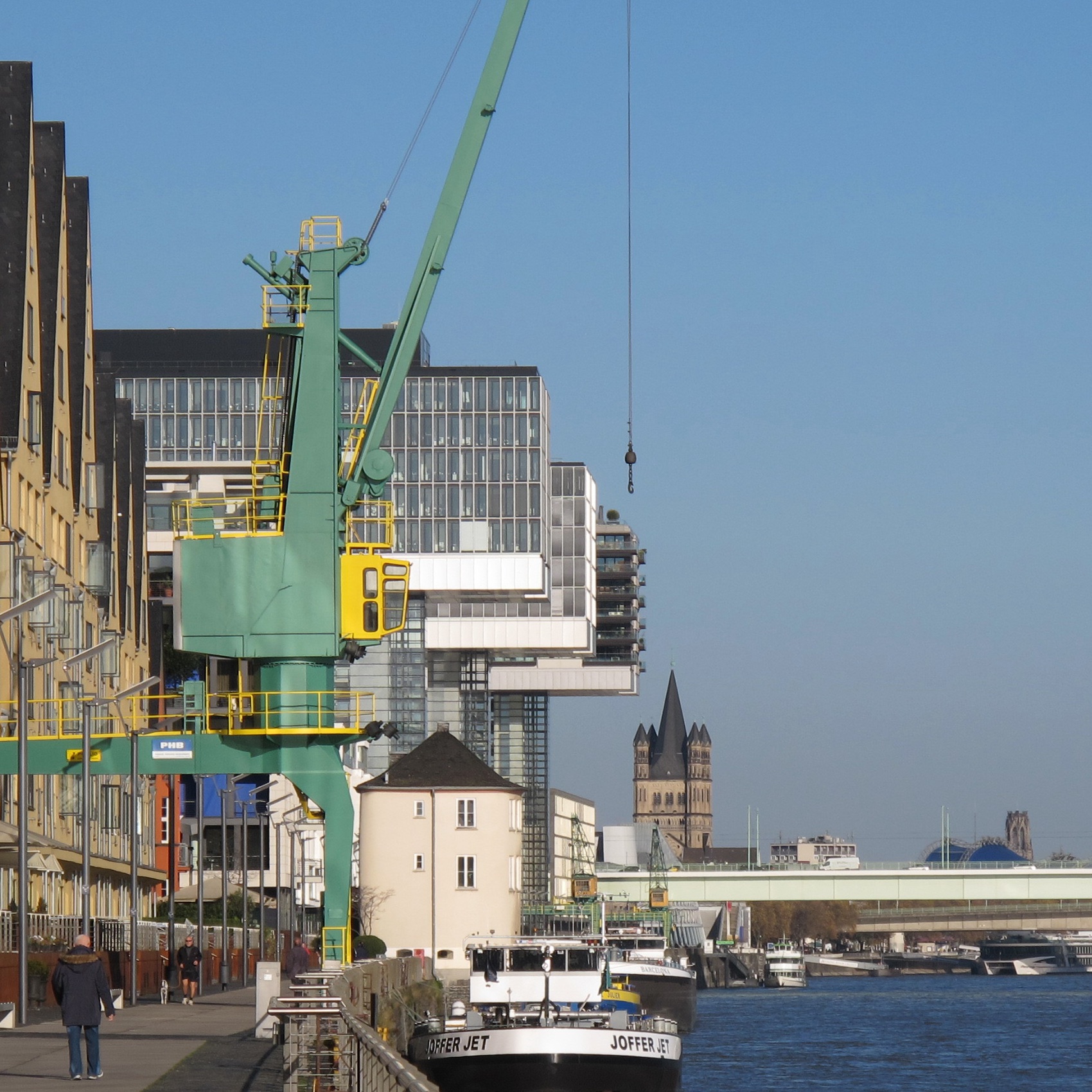 Tour: Port transformation on both sides of the Rhine (Thumbnail)