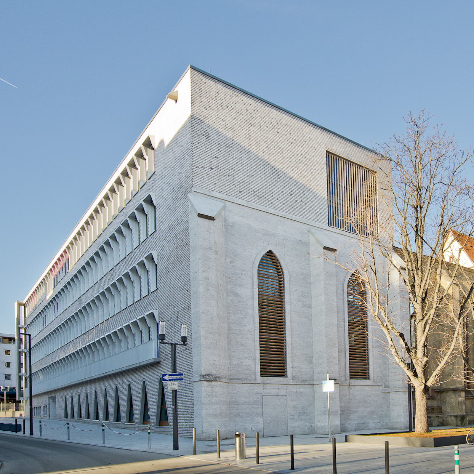 Guiding Architects, tour: Stuttgart Central (Fig. 1)