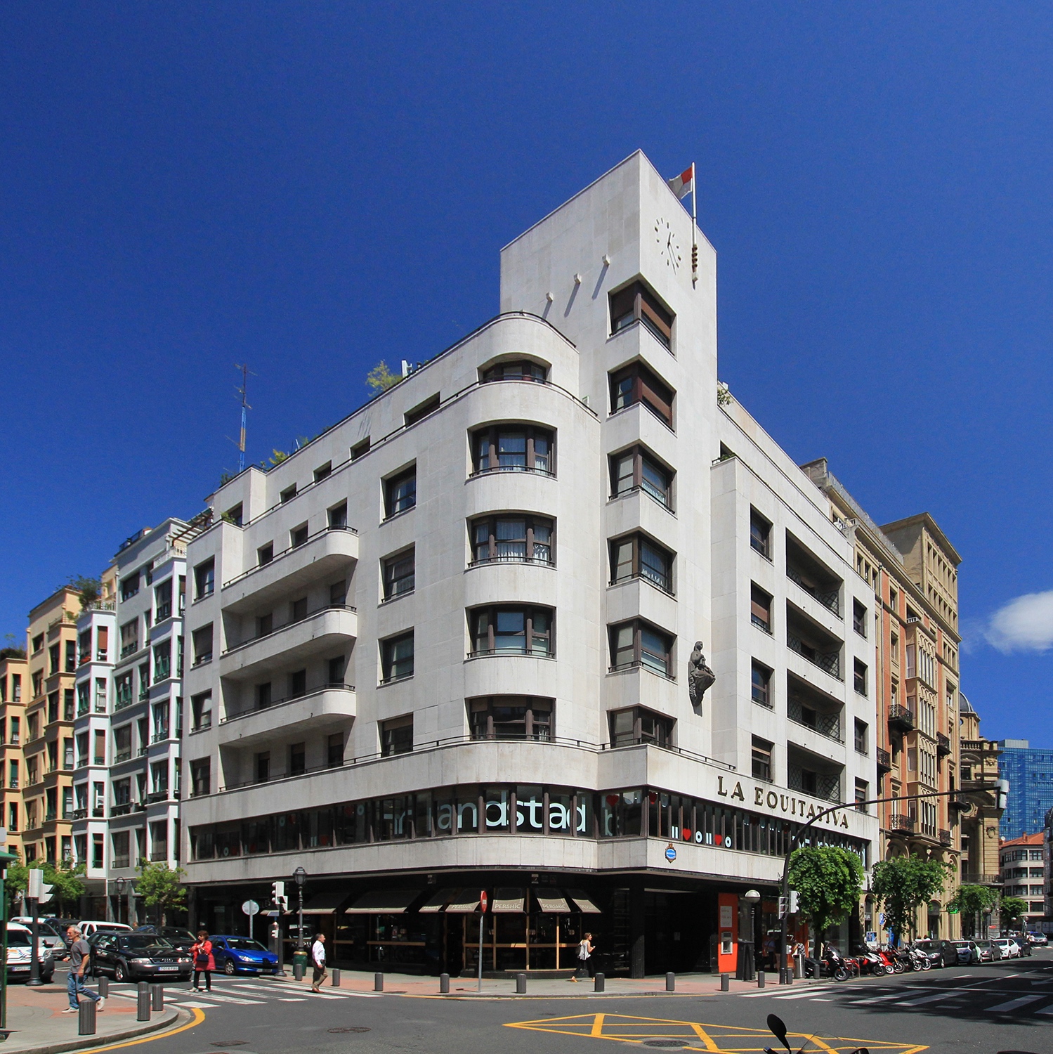 Guiding Architects, tour: The Ensanche - The geometrical city center of Bilbao (Fig. 2)