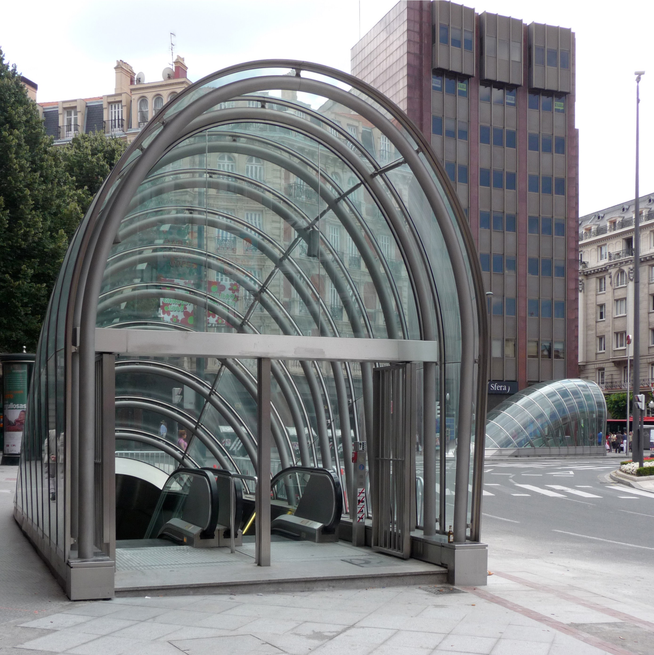 Tour: The Ensanche - The geometrical city center of Bilbao (Thumbnail)