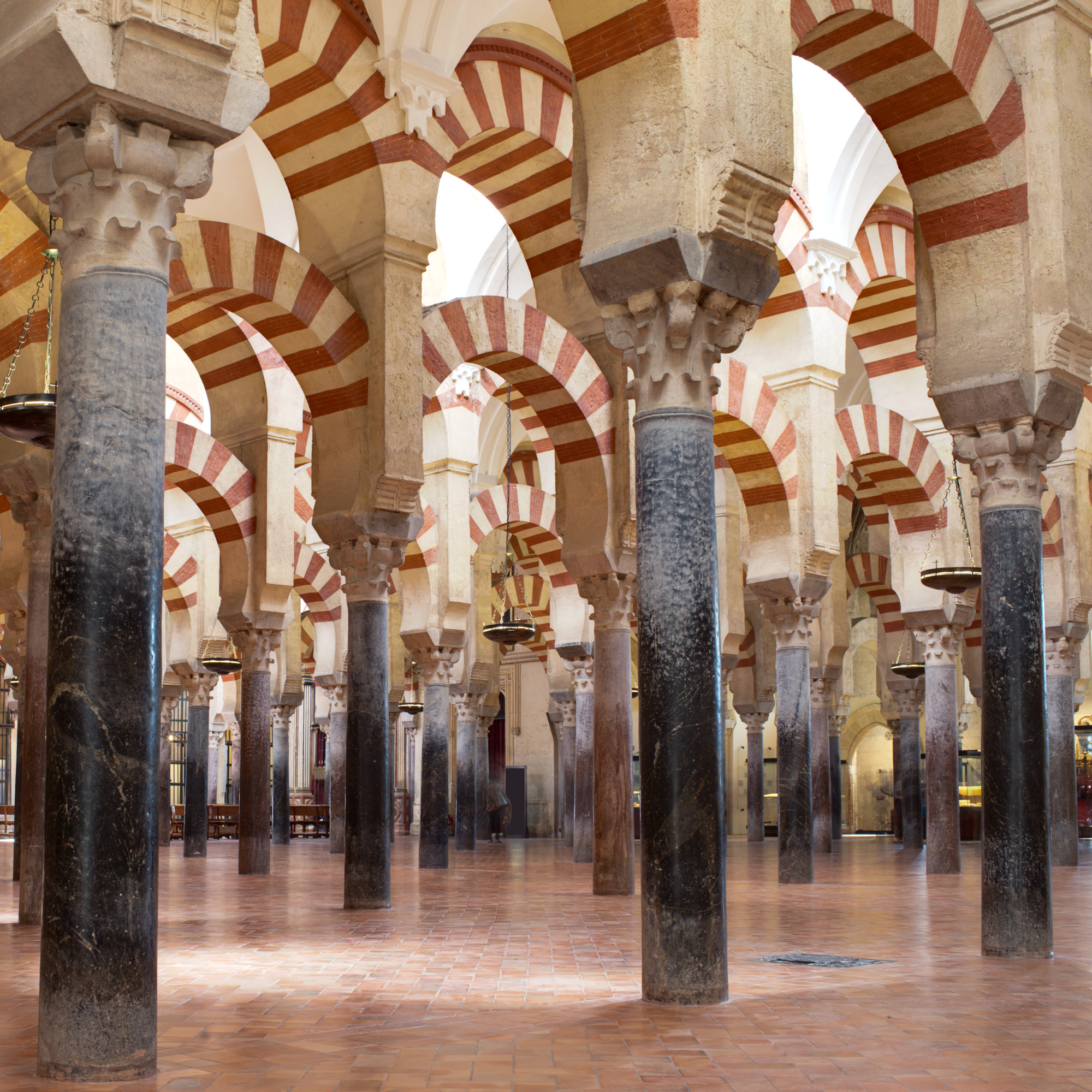Tour: The Mosque–Cathedral: Context and Construction (Thumbnail)