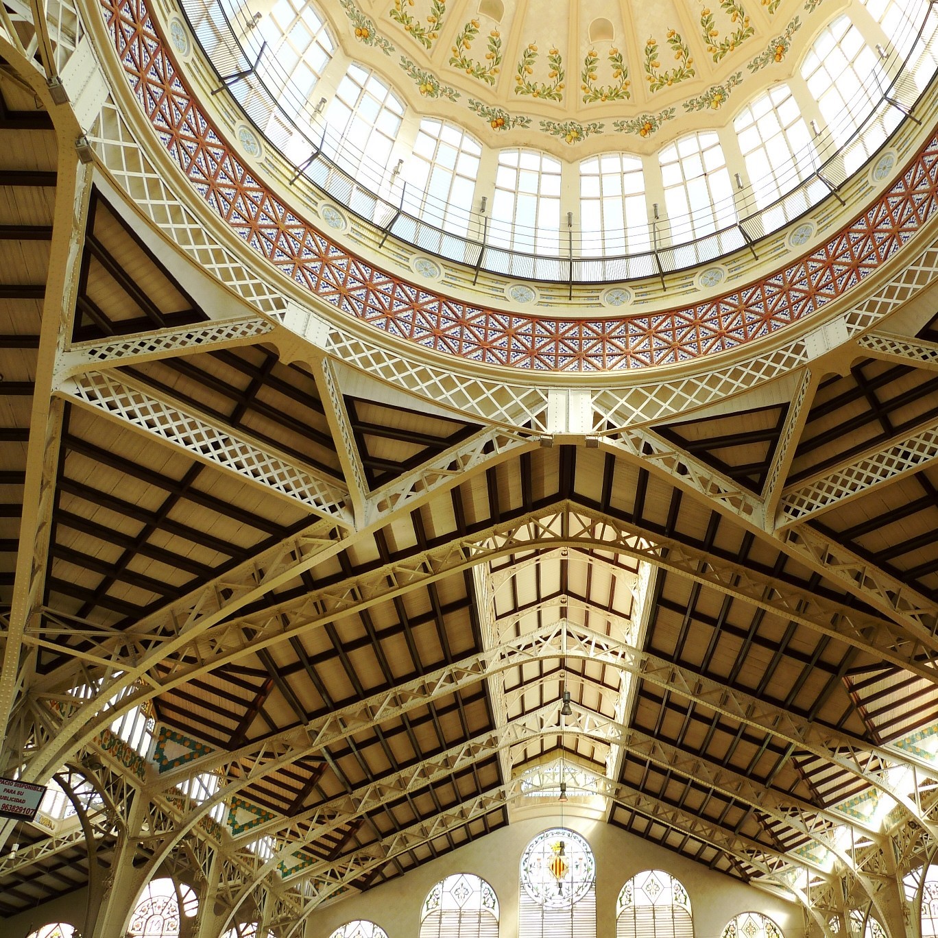 Guiding Architects, tour: Valencia City Center (Fig. 1)