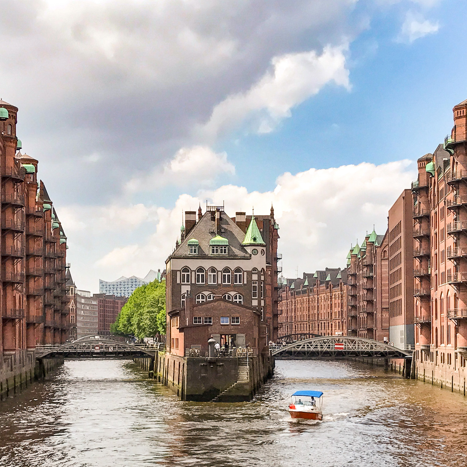 Guiding Architects, tour: World Heritage (Fig. 4)