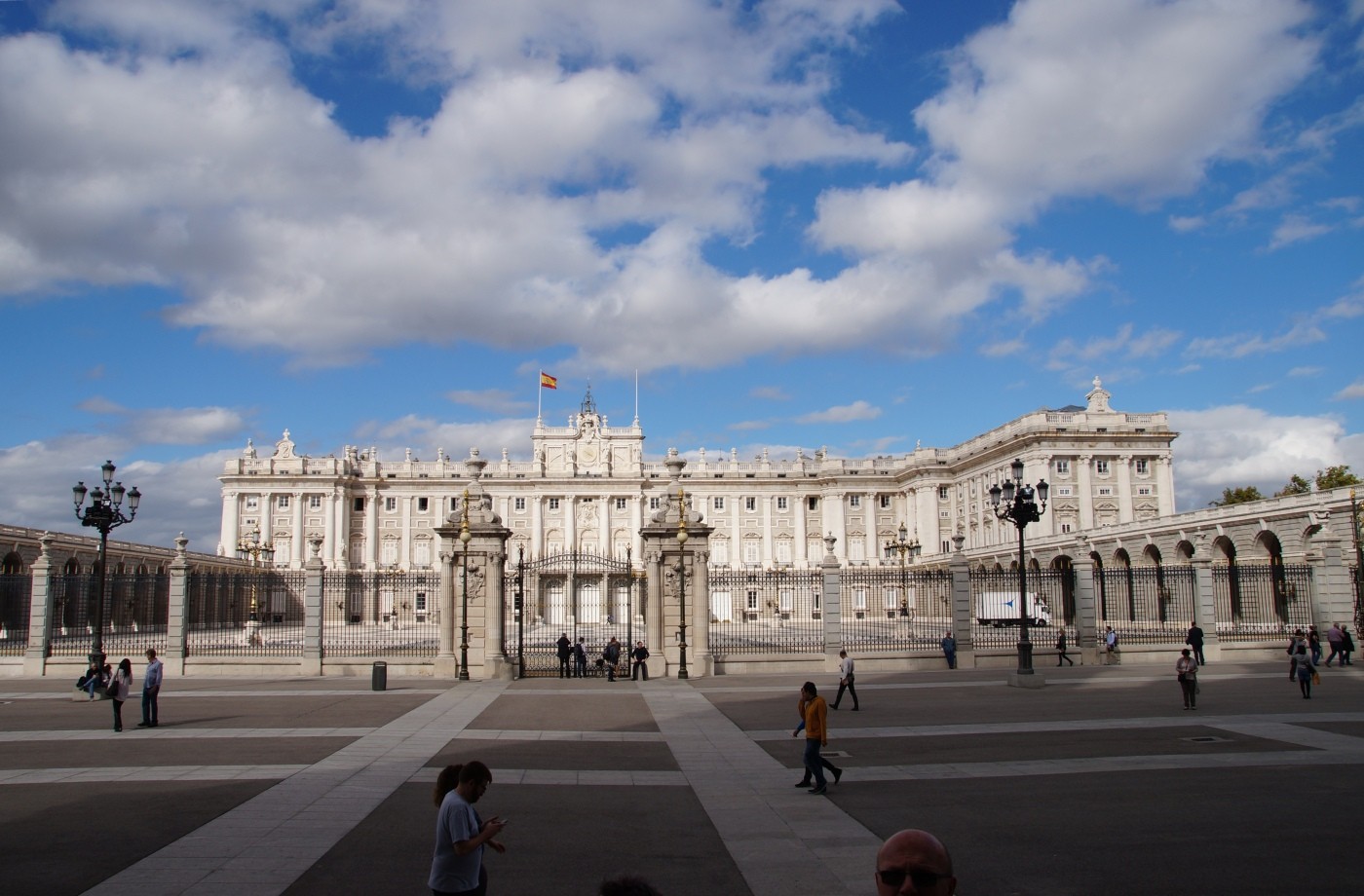 PALACIO-REAL-MADRID - Guiding Architects