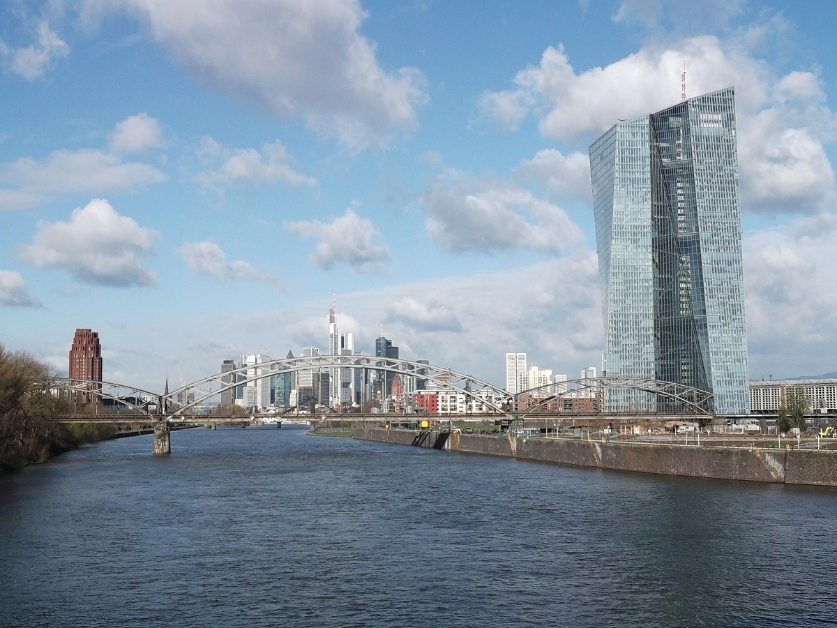 European Central Bank in Frankfurt by Coop Himmelblau