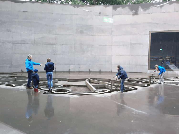 Guiding Architects | Waterline Museum near of Utrecht