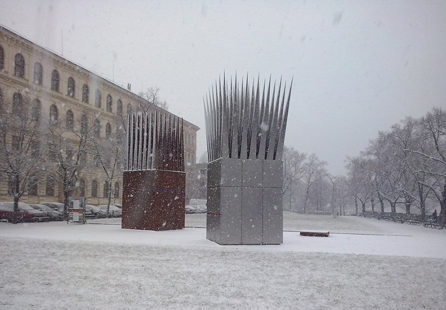 Guiding Architects | Jan Palach memorial - Prague