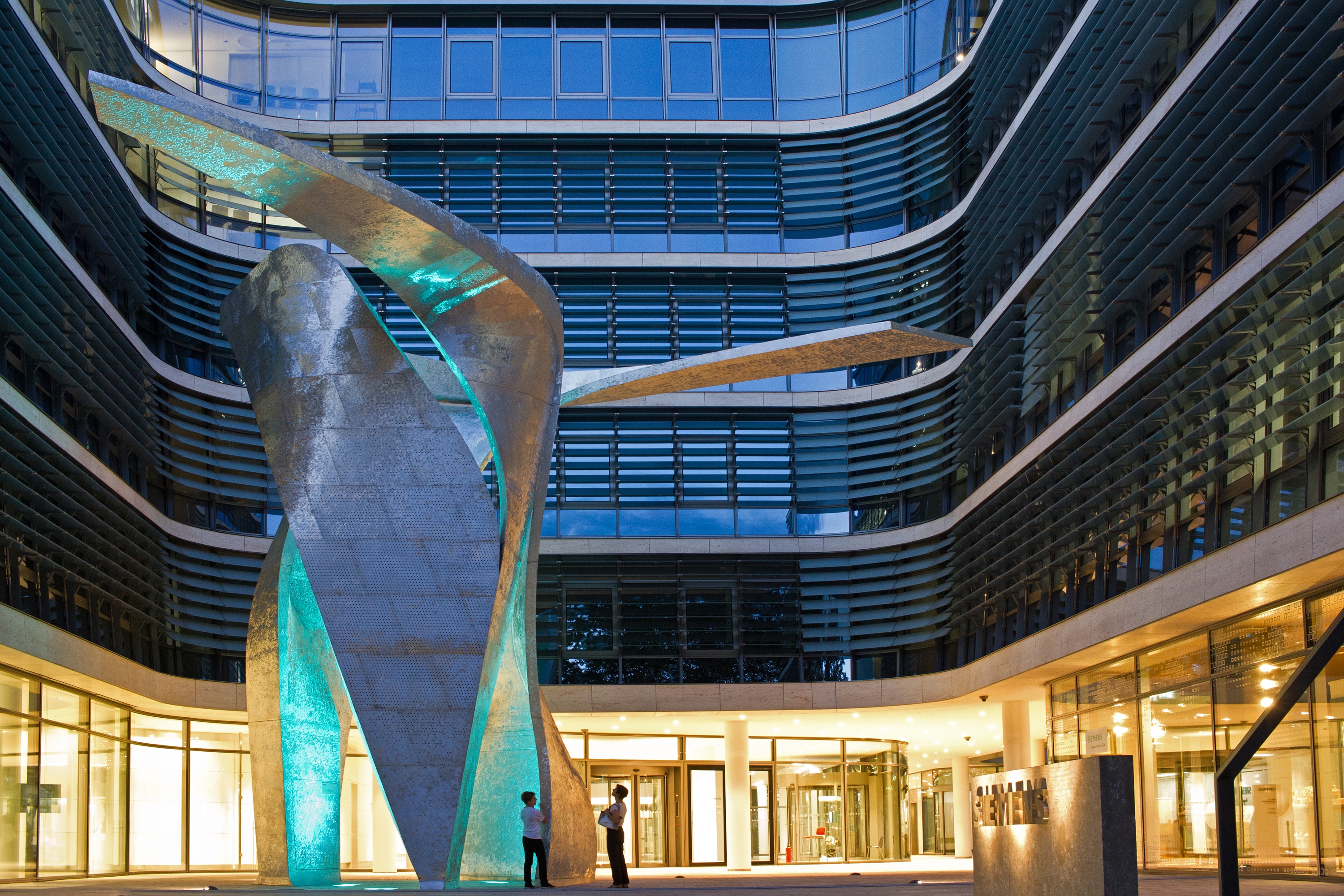 Siemens headquarters and the sculpture by Daniel Libeskind.