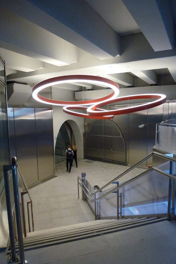 Simplicity and quality: two concepts Norman Foster applied in Metro Bilbao.