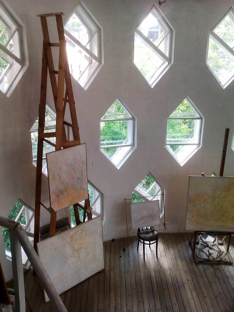 Melnikov’s own studio.