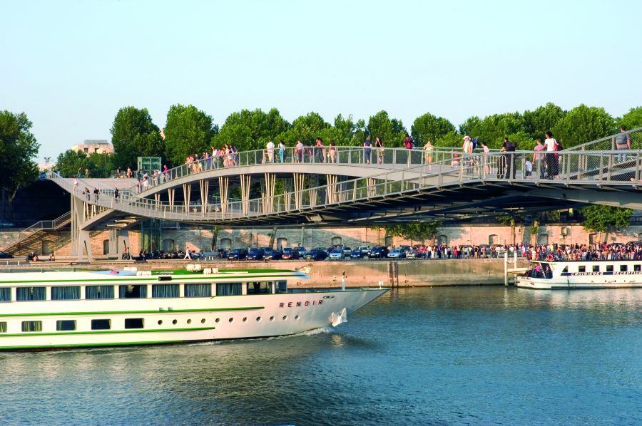 Passerelle Simone de Beauvoir © Paris Tourist Office - Photographe : Amélie Dupont