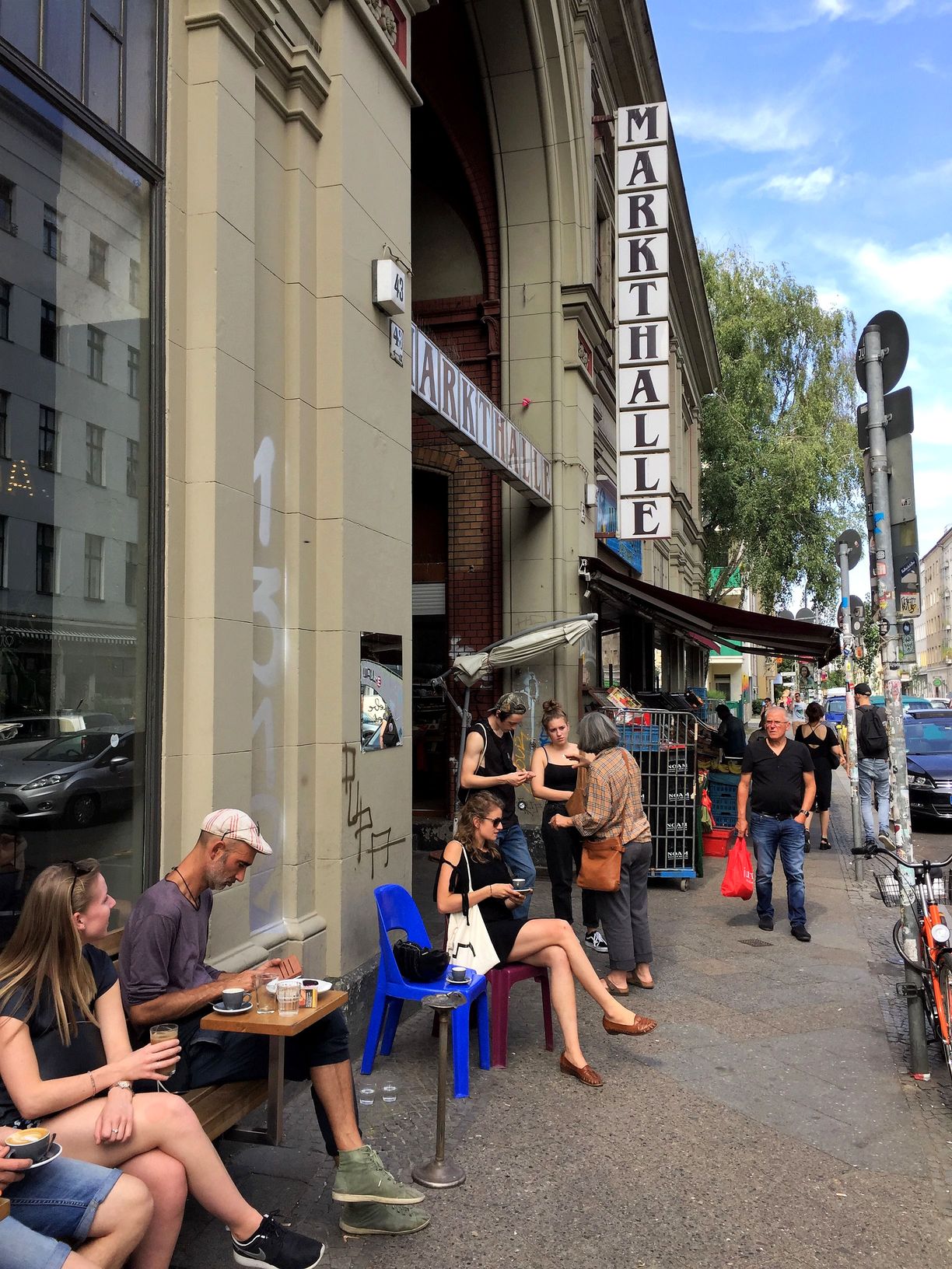 A perspective on the street life around Markthalle Neun in Berlin. Copyright: Thomas M. Krüger.