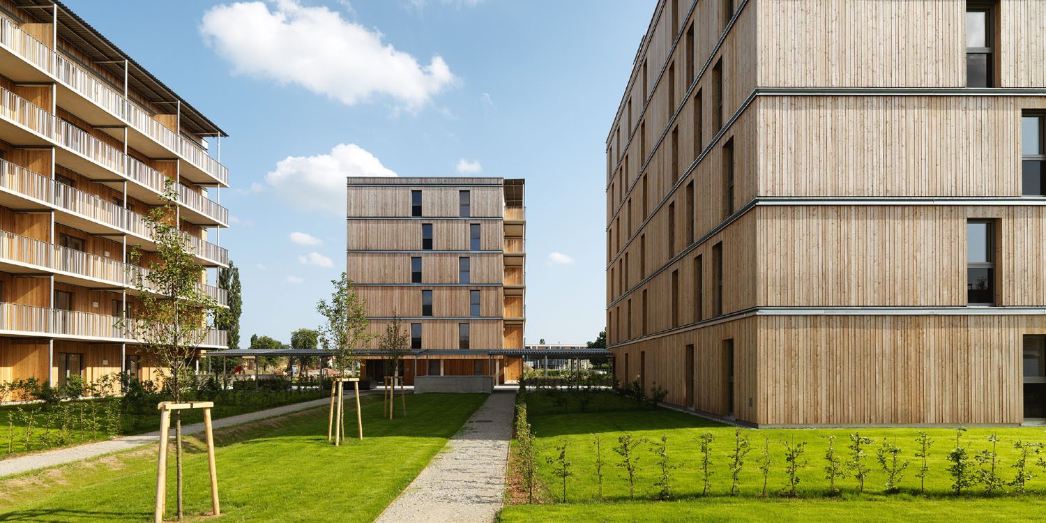 The right material even for low cost buildings: social housing construction in cross laminated timber (CLT) by architect Simon Speigner. Copyright: P. Ott.