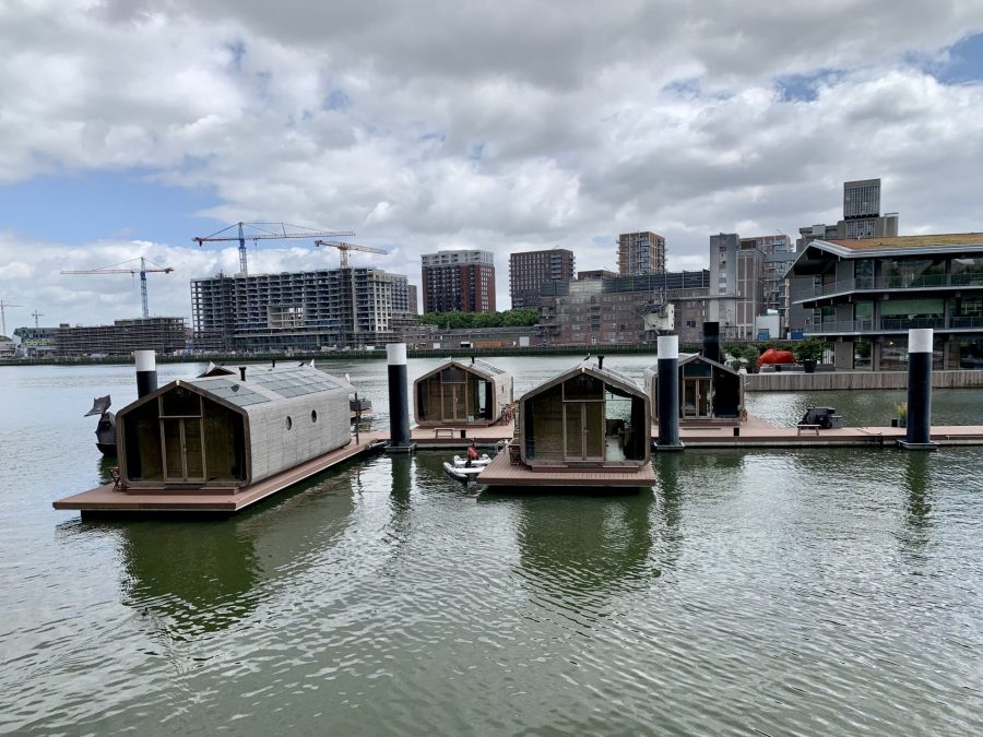 Wikkelboats in Rijnhaven - Bureaux flottant