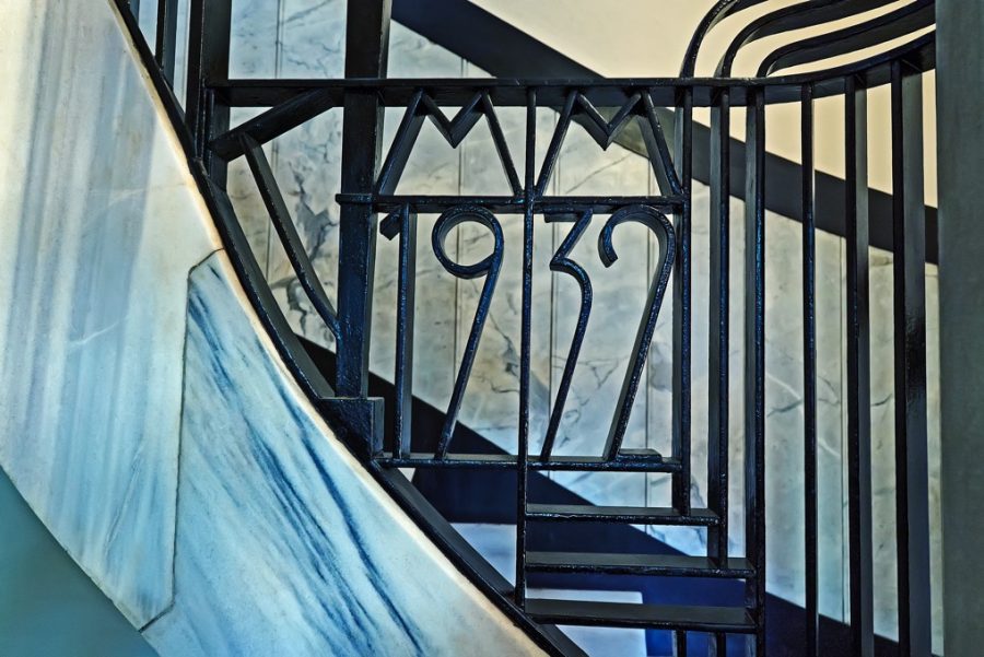 Staircase Art Deco Building. ©Manuel Çıtak