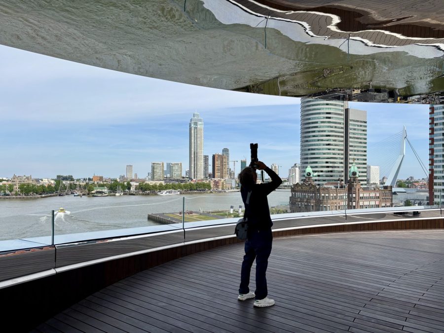 Photo moment on top of the Tornado. - musée FENIX